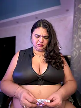 littleRikka live sex cam