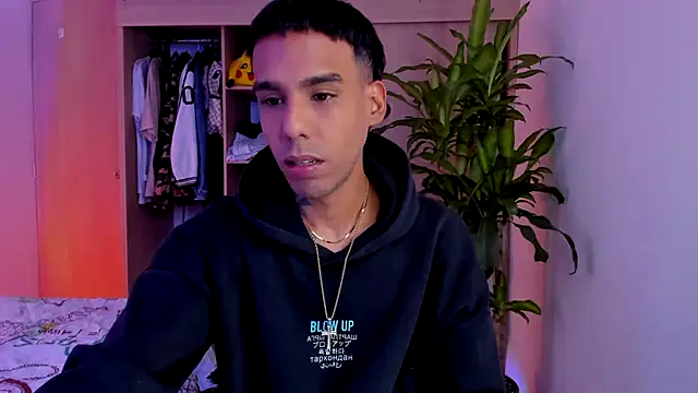 Damianwhite live sex cam