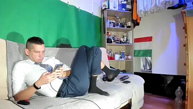 viraglaci18@xh live sex cam