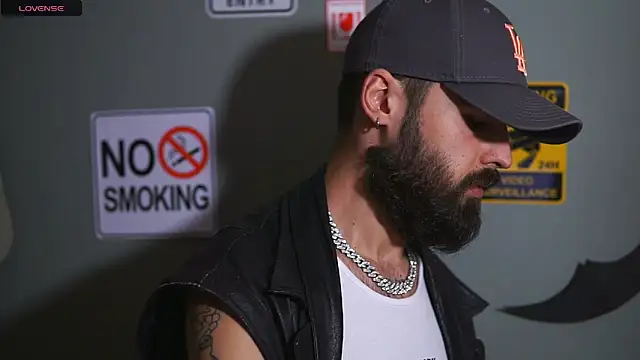 HairyRobxxx live sex cam