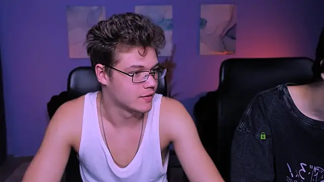 lucas_long_ live sex cam