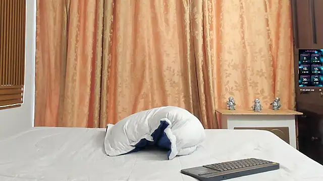 ChoreyTaiylor live sex cam