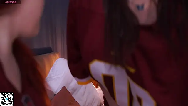 Wild_Wonders live sex cam