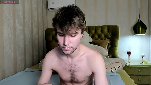 JonnahHell live sex cam