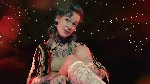 Littlespacemouse live sex cam