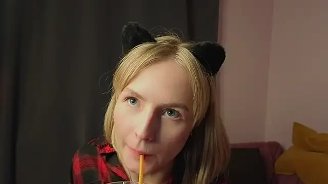 BaileyBernos live sex cam