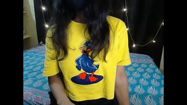 Vanya_7 live sex cam