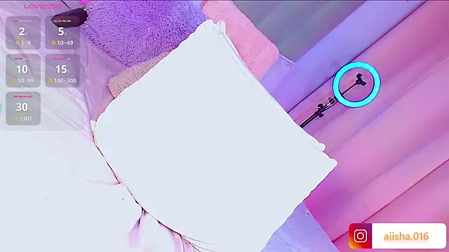AiishaRose live sex cam