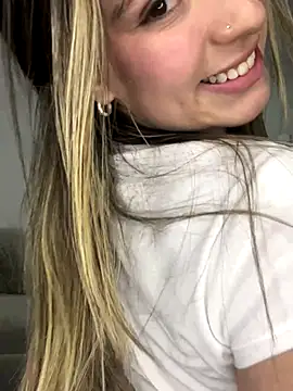 Cloee_Rainbow1 live sex cam