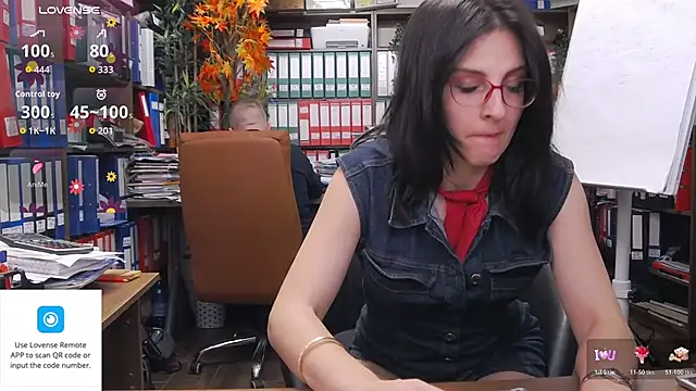 classyladyrellax live sex cam