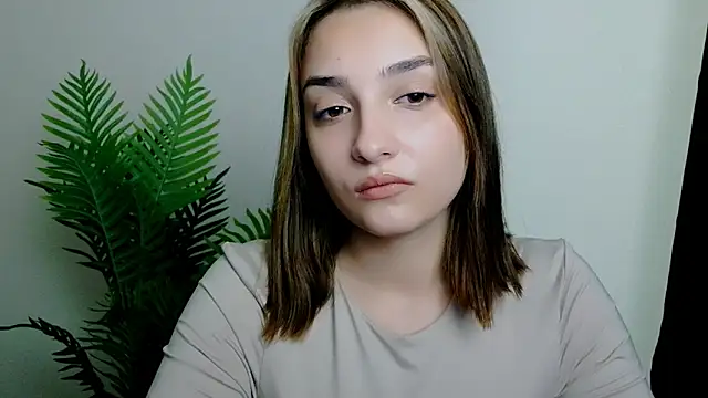 veryshygirl's cam snapshot