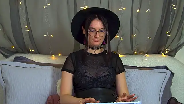 VictoriaArdern's cam snapshot