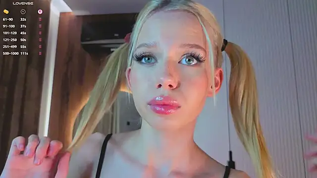 DorisCandelario's cam snapshot