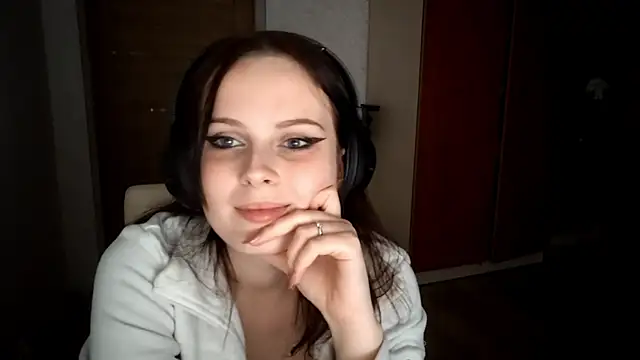 LouiseMarengo's cam snapshot