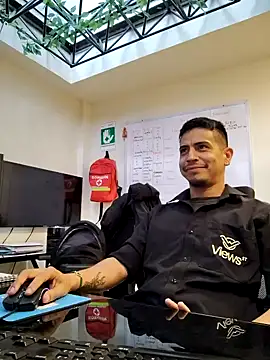 Juann-cock live sex cam