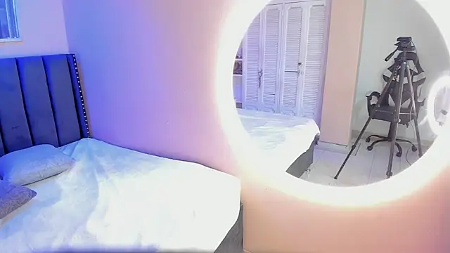 ruby_tylor_'s cam snapshot