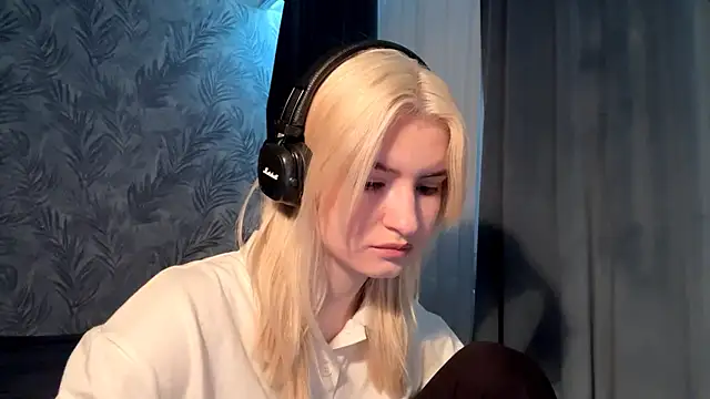 Cindi_Jacobs's cam snapshot