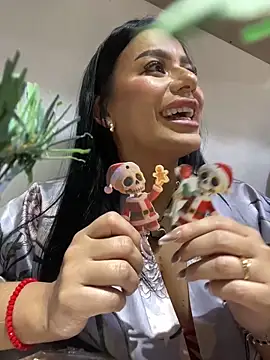 Miah_gomez_'s cam snapshot