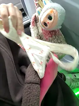 bambi_lu's cam snapshot