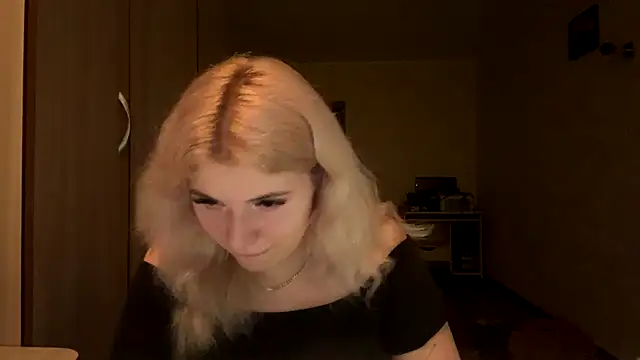 sunshinyflash's cam snapshot