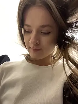 KittyQueeny live sex cam