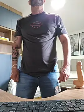 lorenzoDaddy's cam snapshot