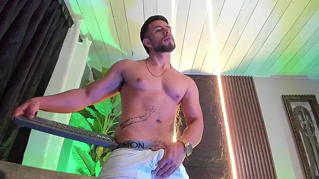 Ethan_king_ live sex cam