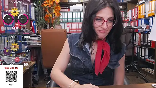 classyladyrellax live sex cam