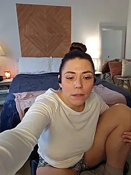 Ellie-L-Elizabeth live sex cam
