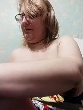 Forest-Lady live sex cam