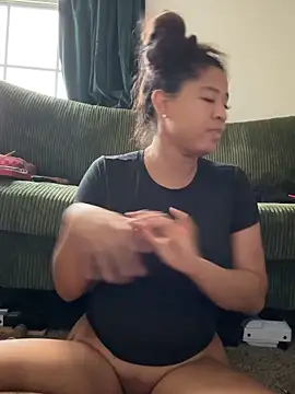 AshleyLoveee live sex cam