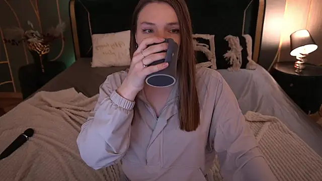 IceDanielles live sex cam