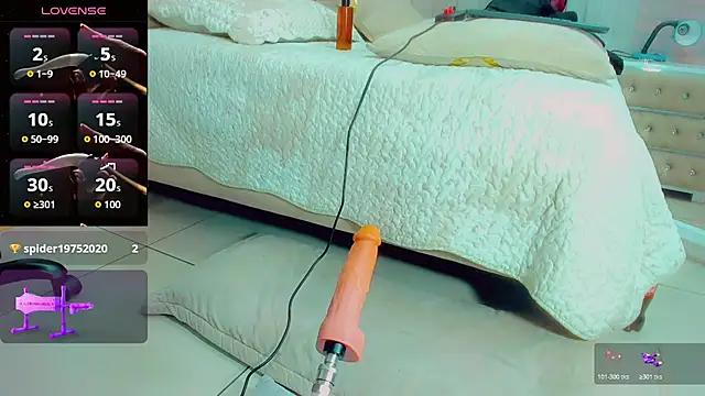 EmilyySaenz live sex cam