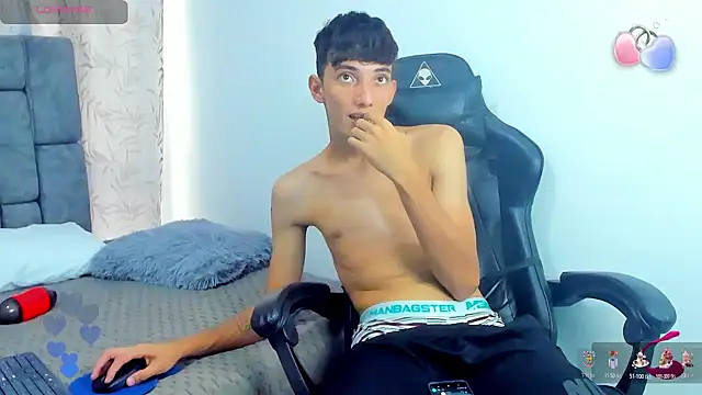 Maikol_Ortiz live sex cam