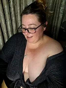 Iceprincess2bad4u live sex cam