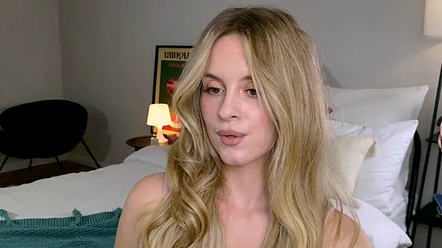 RozzitaBedberry live sex cam