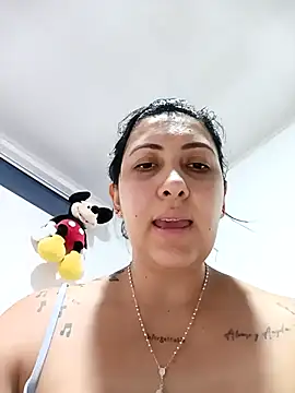 You-kitty2025 live sex cam