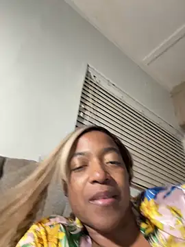 JamaicanAmazonQueen live sex cam