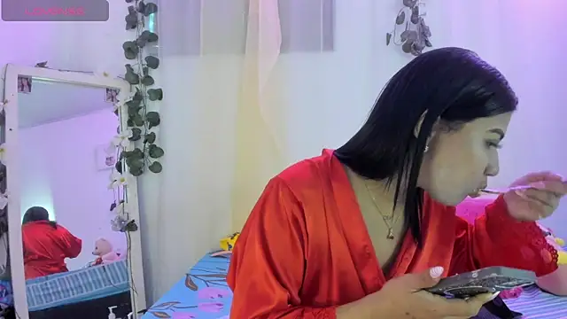 catalina_and_roger live sex cam