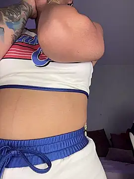 HoneyMollyX live sex cam