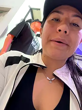 kim_monti live sex cam