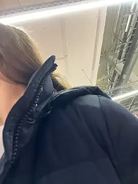 KittyQueeny live sex cam