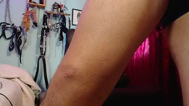 dom2travelersss live sex cam