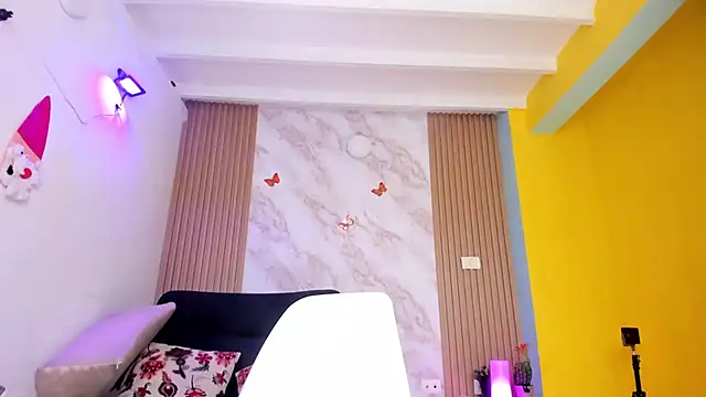 Megan_blue7 live sex cam