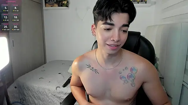 santy7v7 live sex cam