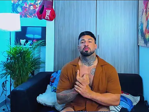 naugthy_dominant live sex cam