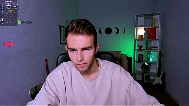 astren_villo live sex cam