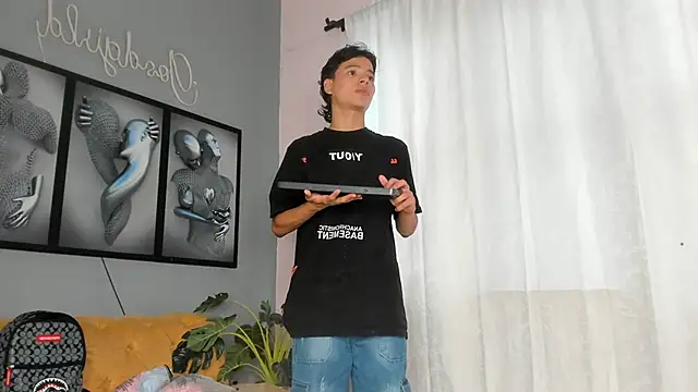 camillo_virgil live sex cam