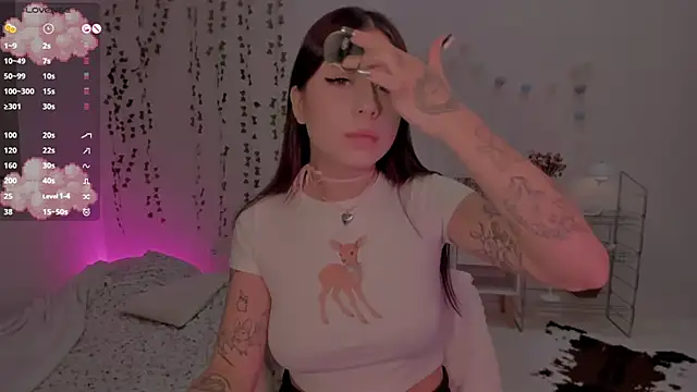 Mary_tiim's cam snapshot