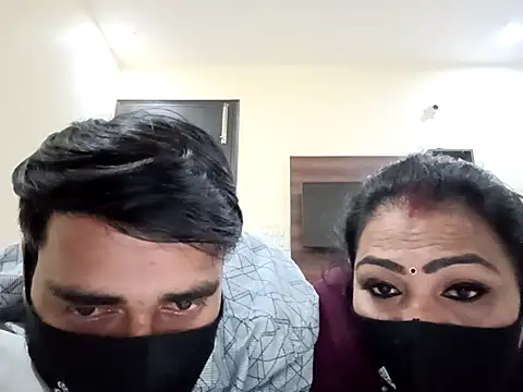 horny_milf_couple live sex cam